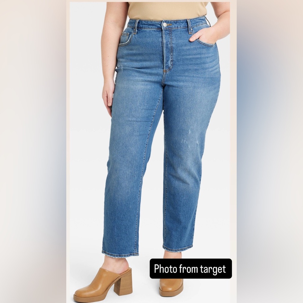 Women's High-Rise 90's Straight Jeans - Universal Thread™ Medium Wash 22